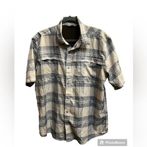WRANGLER SZ LG Men's Cooling Shirt
Blue Plaid Short Sleeve Button Up Western